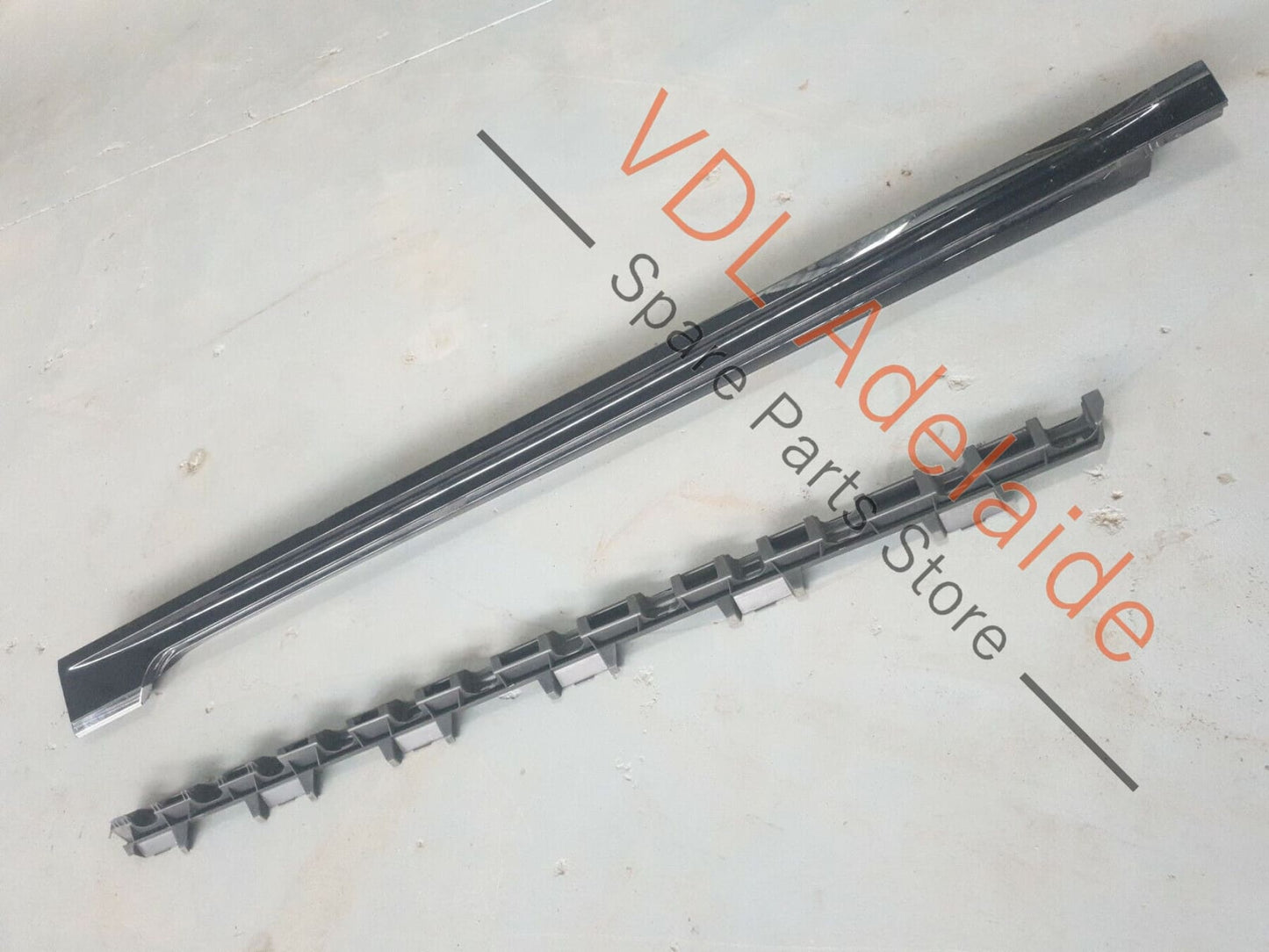 VW Passat R-Line Estate B8 3G Left Sideskirt Side Skirt Sill Moulding LC9X PAT4 3G0853857E