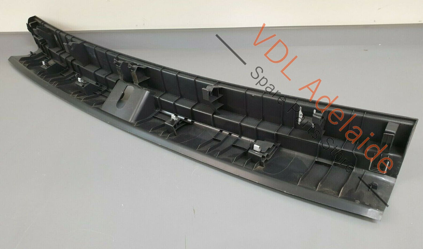 VW Tiguan R Mk2 5NA Allspace Cover For Lock Carrier Bumper Trim 5NN863459 JES3 5NN863459