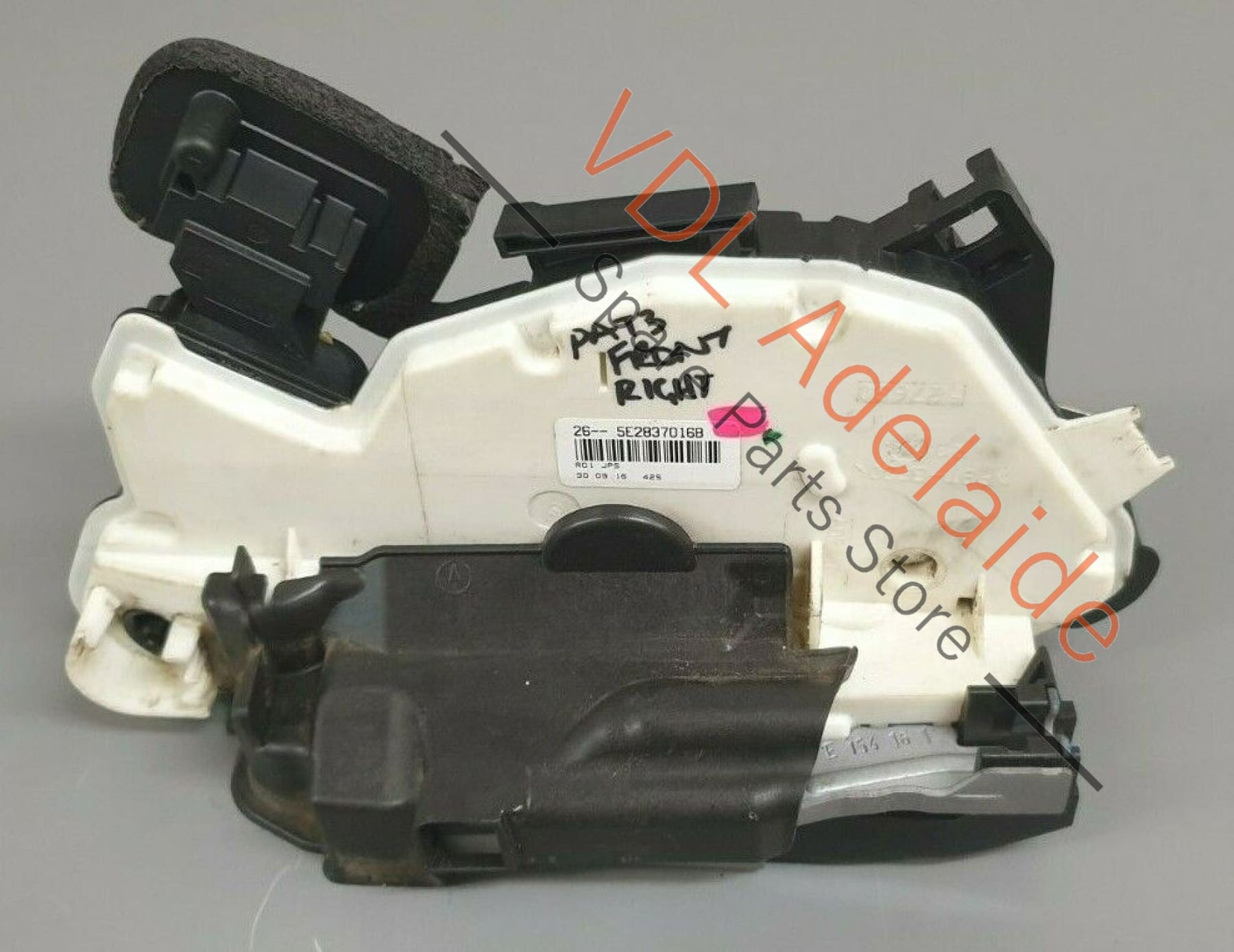 VW Passat R-Line B8 Sedan Front Right Door Lock Actuator Mechanism PAT3 5E2837016B