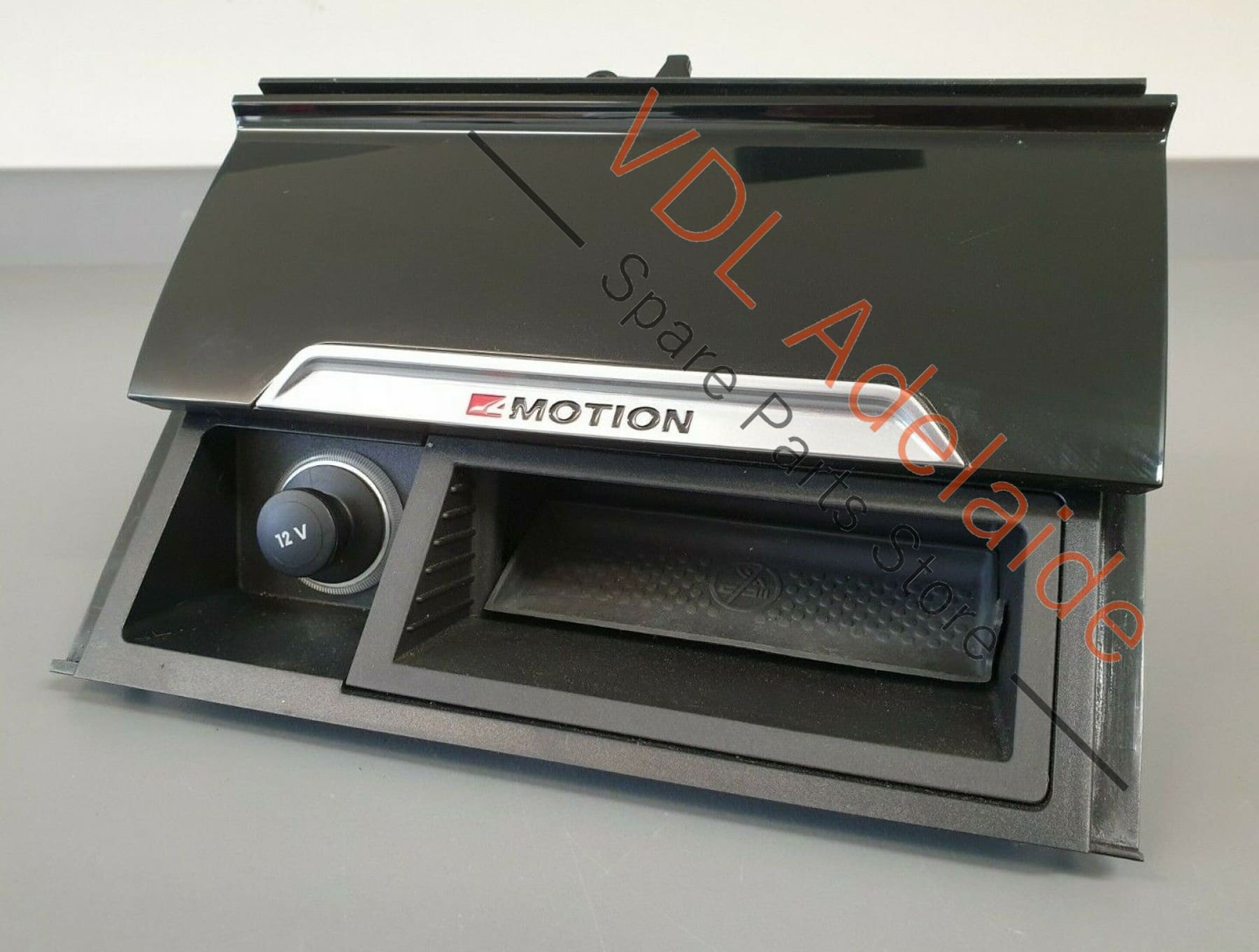 VW Passat R-Line B8 3G Centre Console Stowage Compartment Black 3G2863284A PAT3 3G2863284A