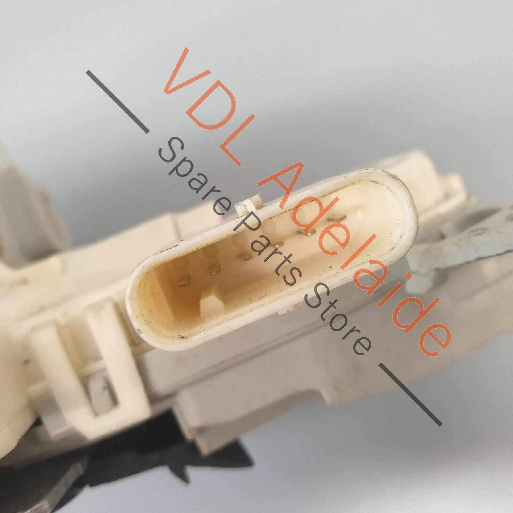 Audi Q7 4L Right Rear Door Lock Mechanism Actuator 8K0839016C ROS 8K0839016C