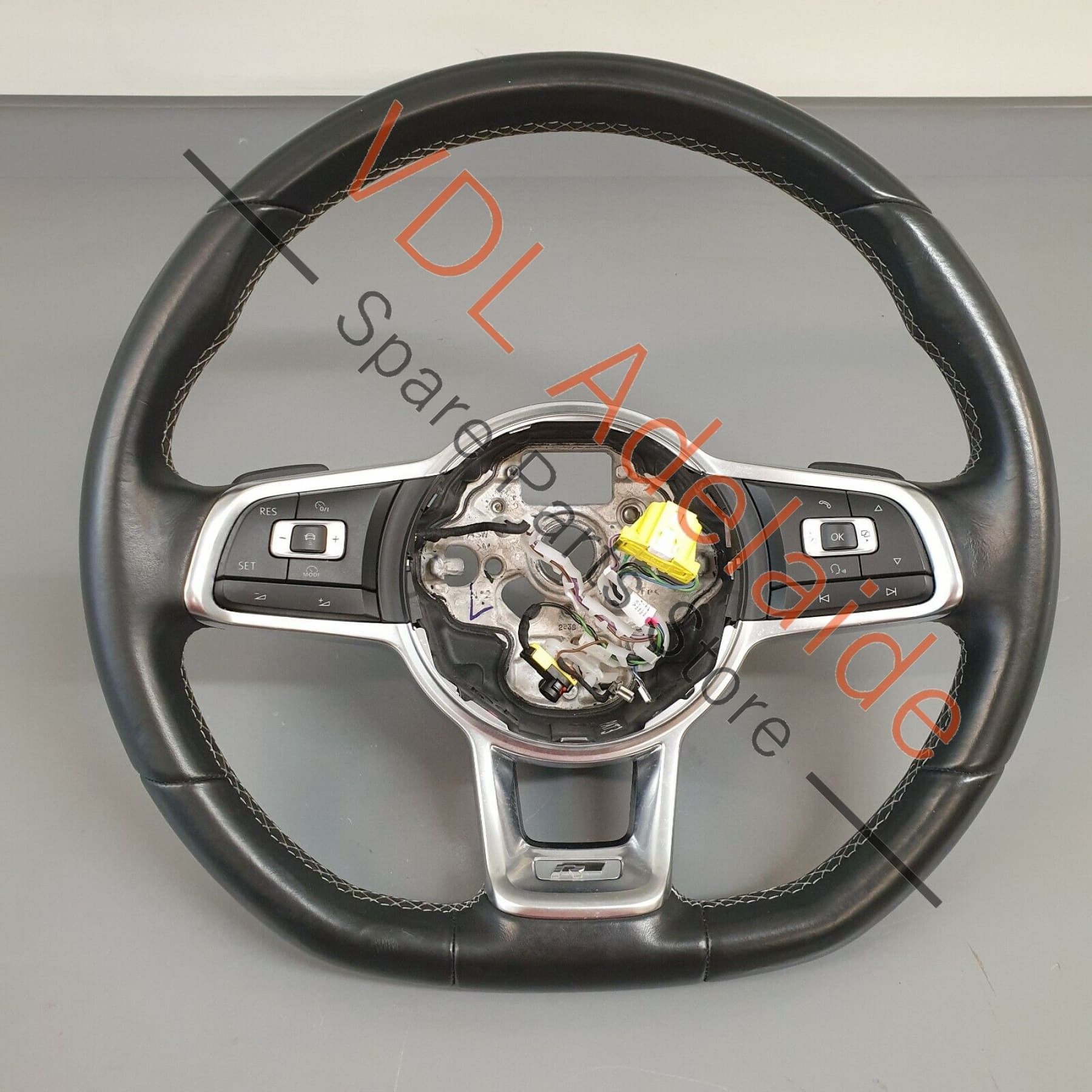 VW Passat R-Line B8 3G Flat Bottom Tiptronic Multifunction Steering Wheel PAT3 5G0419091