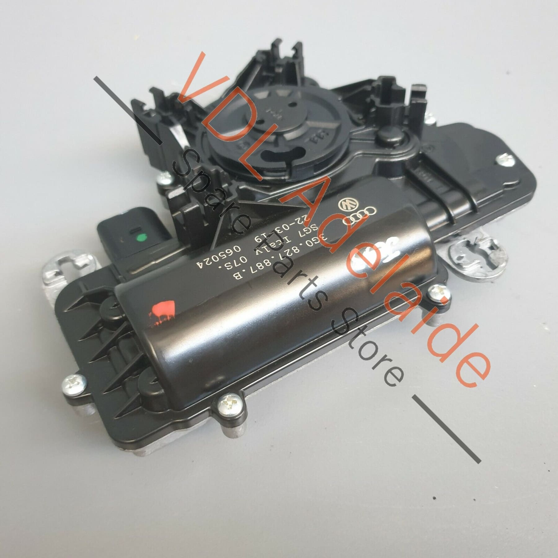 VW Tiguan R Mk2 5NA Arteon Boot Hatch Lid Open Closing Motor 3G0827887C JES3 3G0827887C