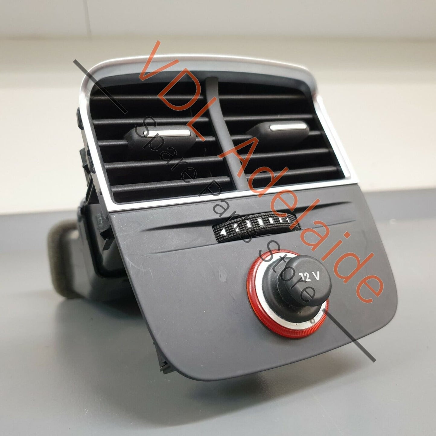 Audi RS3 8V Rear Centre Air Aircon AC Vent with 12V Outlet 8V0819203A 8V0819203A