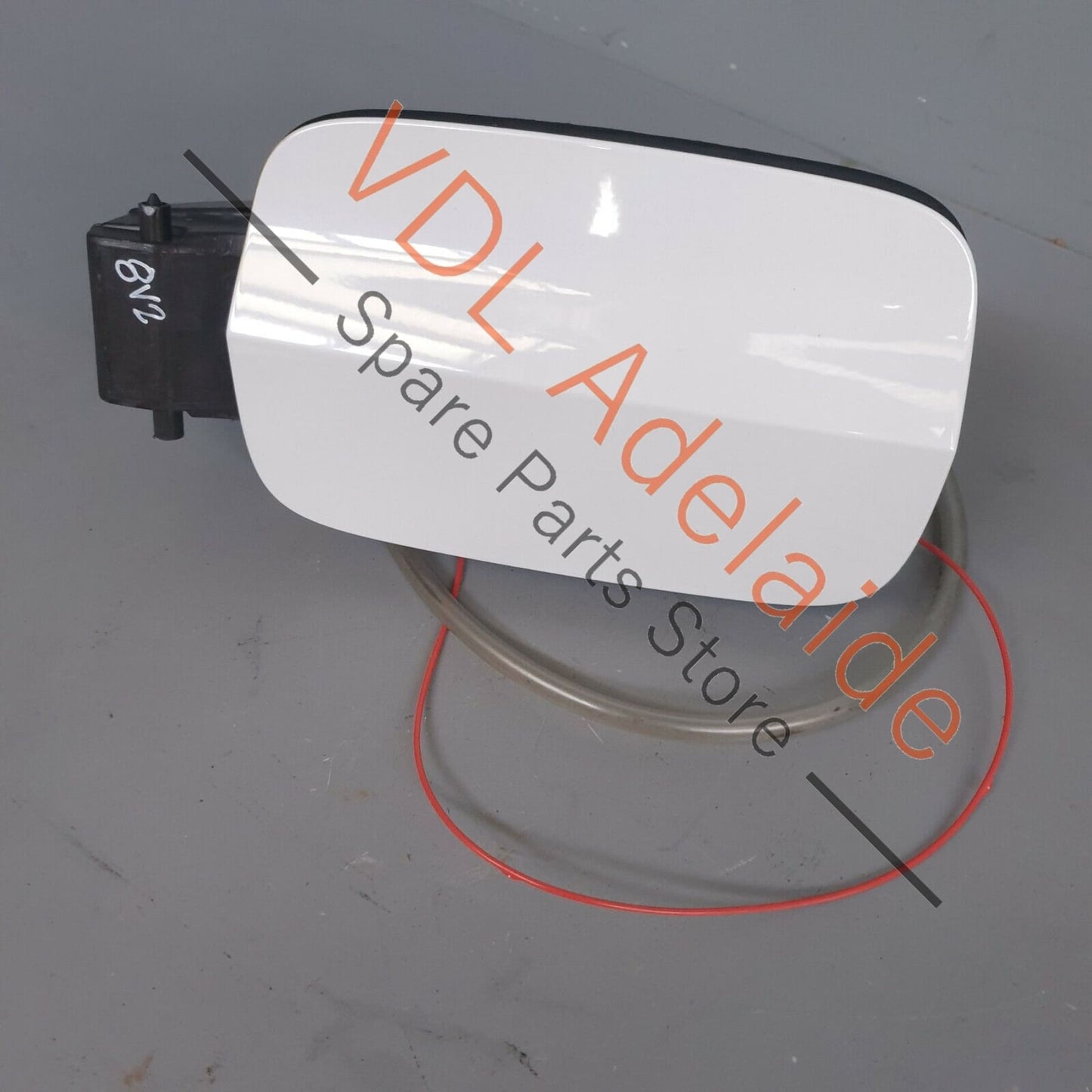 Audi S3 8V Petrol Fuel Filler Flap Lid Door Cap with Actuator Glacier White 2Y2Y 5Q0201550H