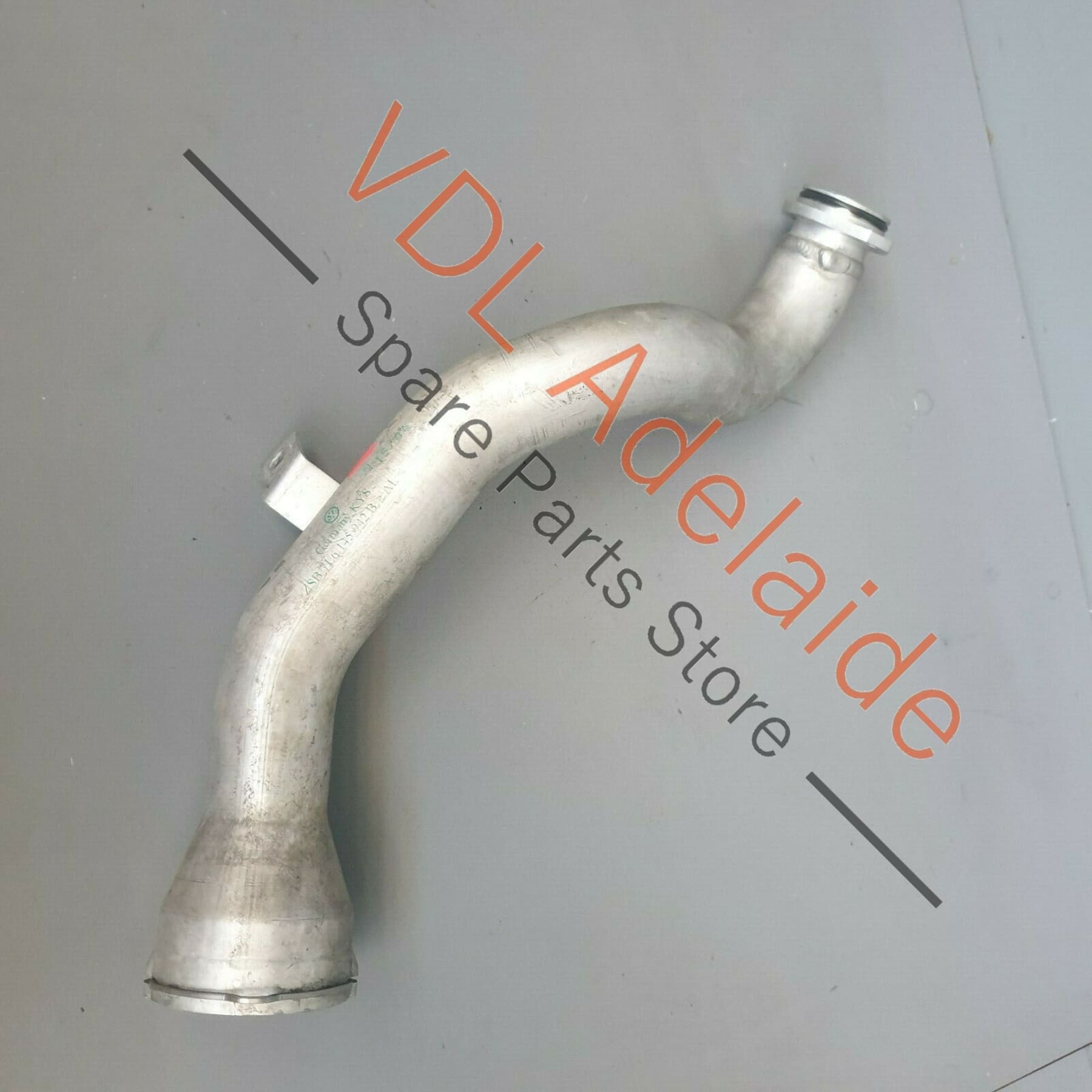 Volkswagen Touareg 7L Right Side Upper Intercooler to Turbo Hose Pipe Aluminium 7L6145942B