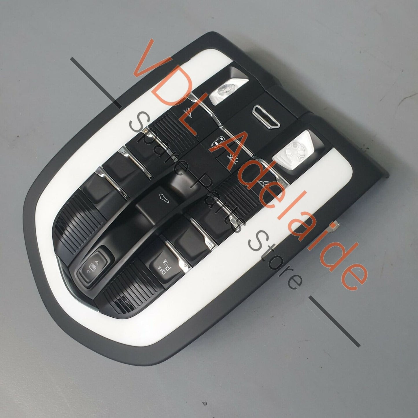 Porsche Macan GTS 95B Interior Overhead Dome Light Roof Console Sunroof Switch 95861394304