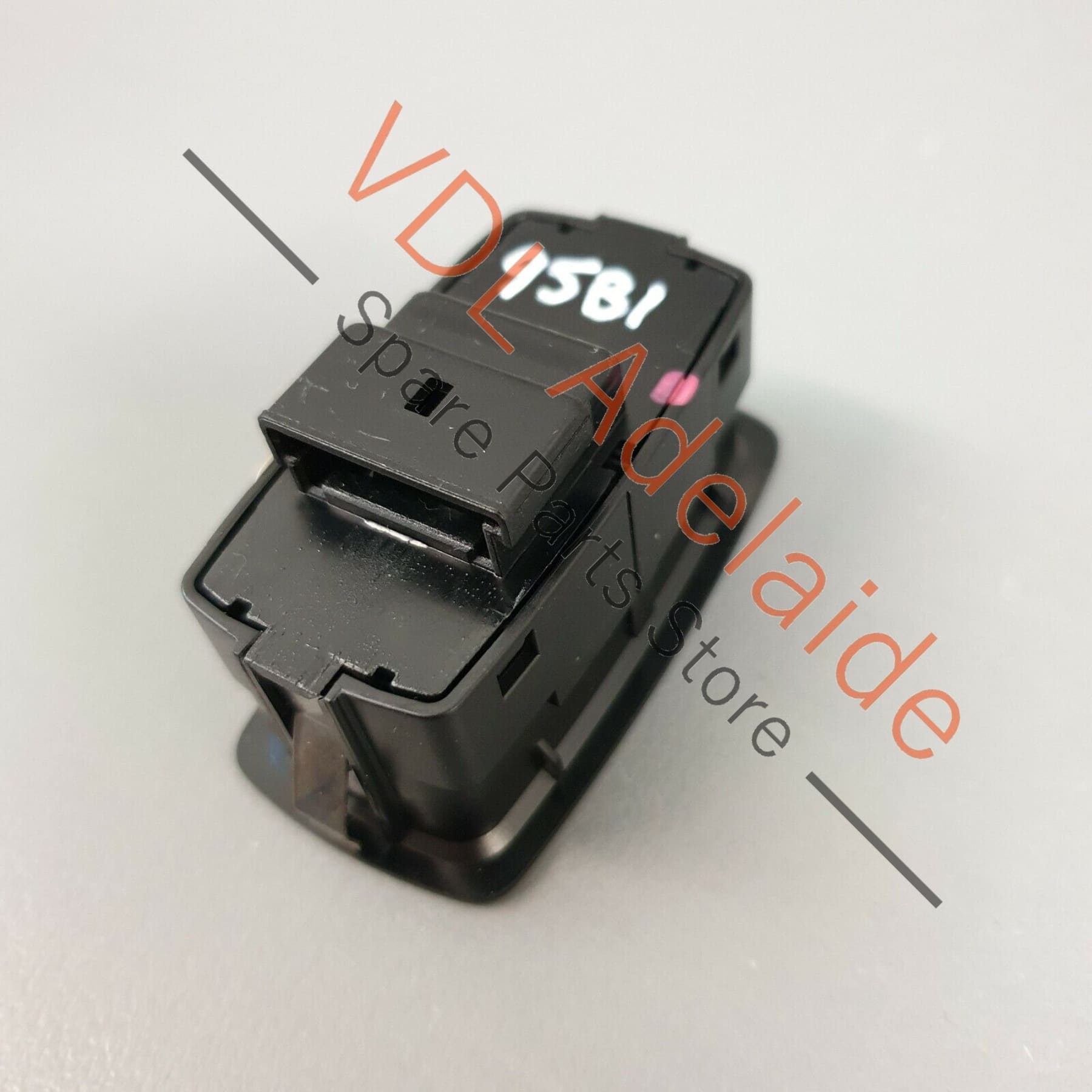 Genuine Porsche Lift Gate Button for Rear Boot Trunk Lid Release Open Close 7PP959832H