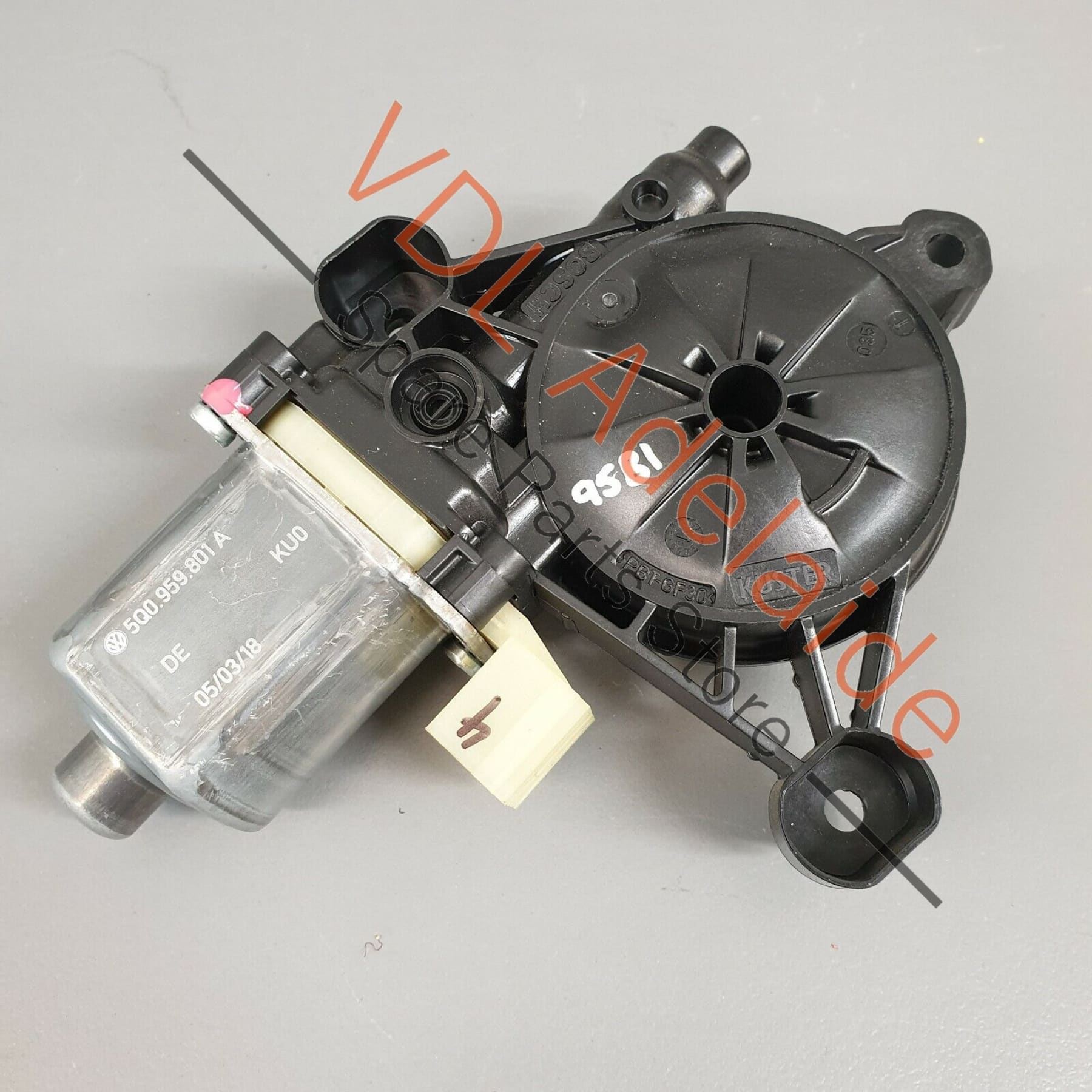 Porsche Macan 95B Power Window Regulator Motor Rear Left 5Q0959801A 5Q0959801A