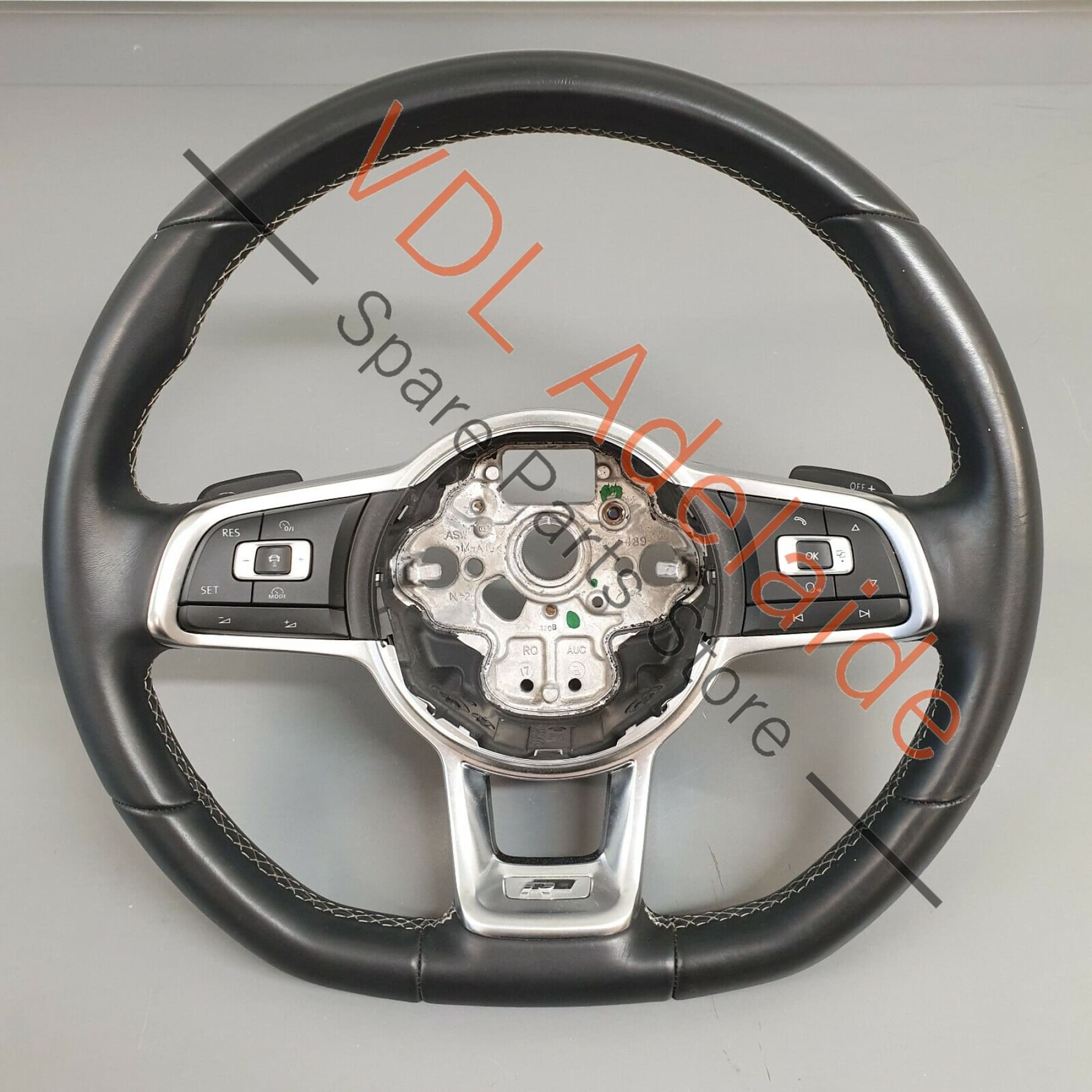 VW Tiguan MQB Gen2 R-Line Flat Bottom Tiptronic Multi-Function Steering Wheel 5G0419091JGCPU