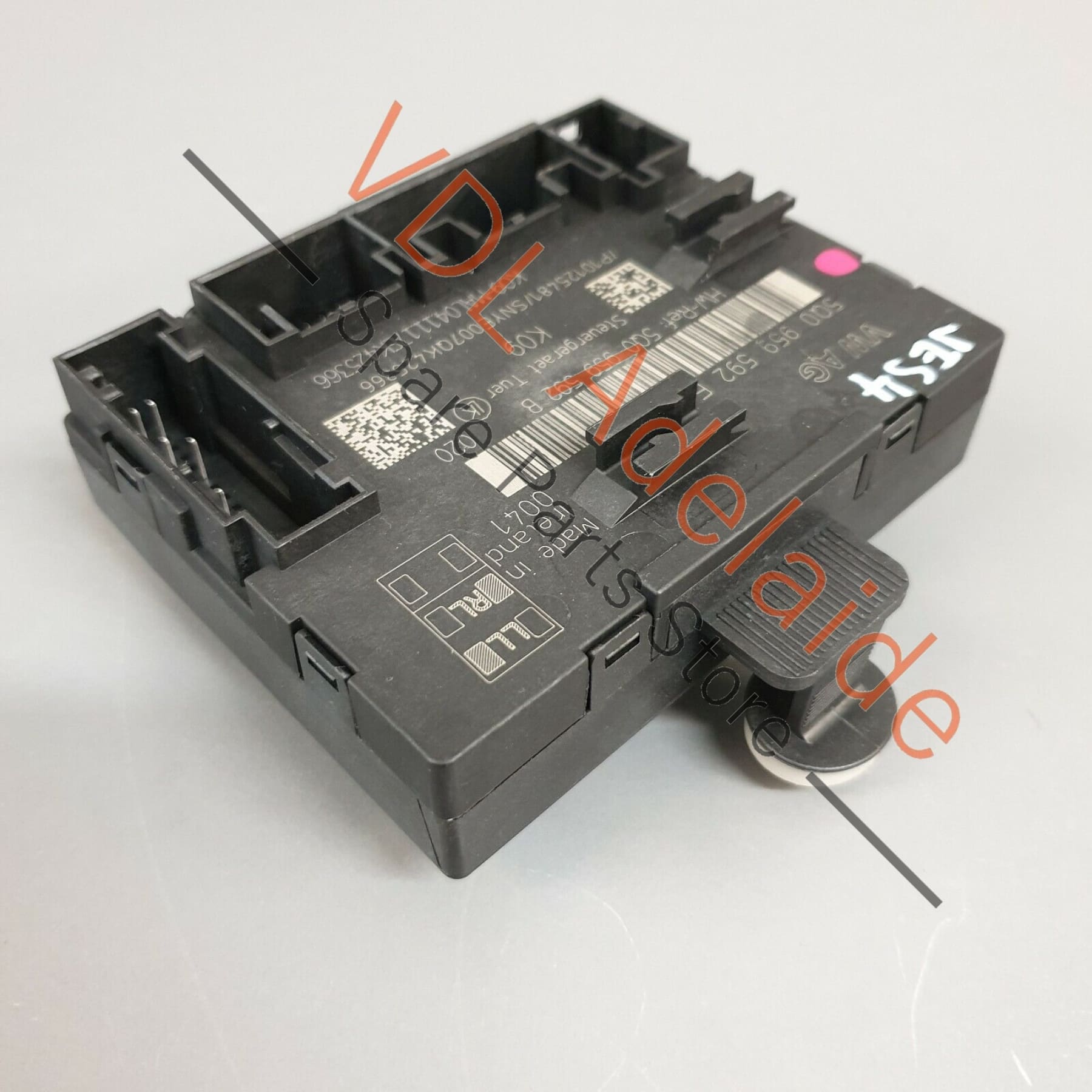 VW Tiguan MQB Gen2 Front Left Passenger Door Control Unit Module 5Q0959592E 5Q0959592E