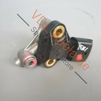 Porsche Macan 95B Oil Pressure Sender Sensor & Adapter Housing 94860621300 94860621300