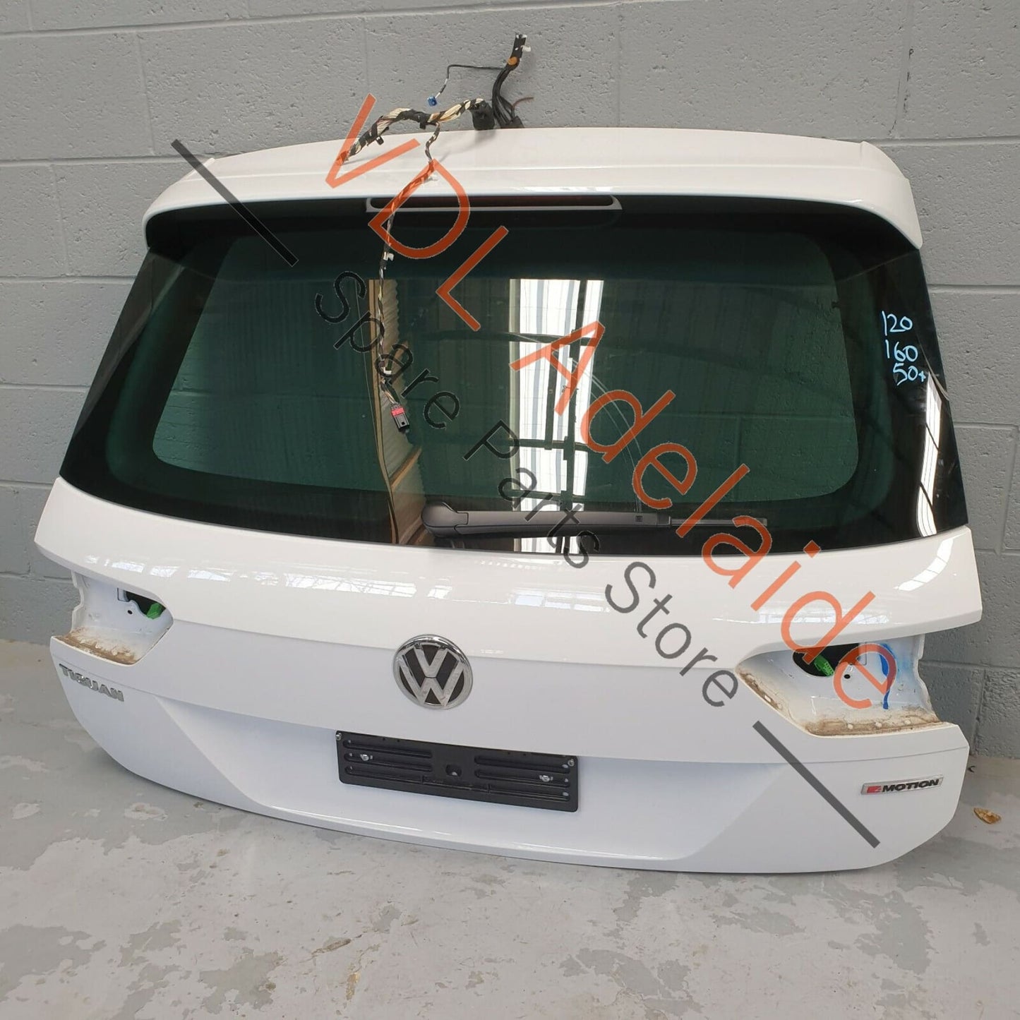 VW Tiguan MQB Mk2 Rear Hatch Boot Trunk Panel Lid White 0Q0Q 5NA827025L 5NA827025L