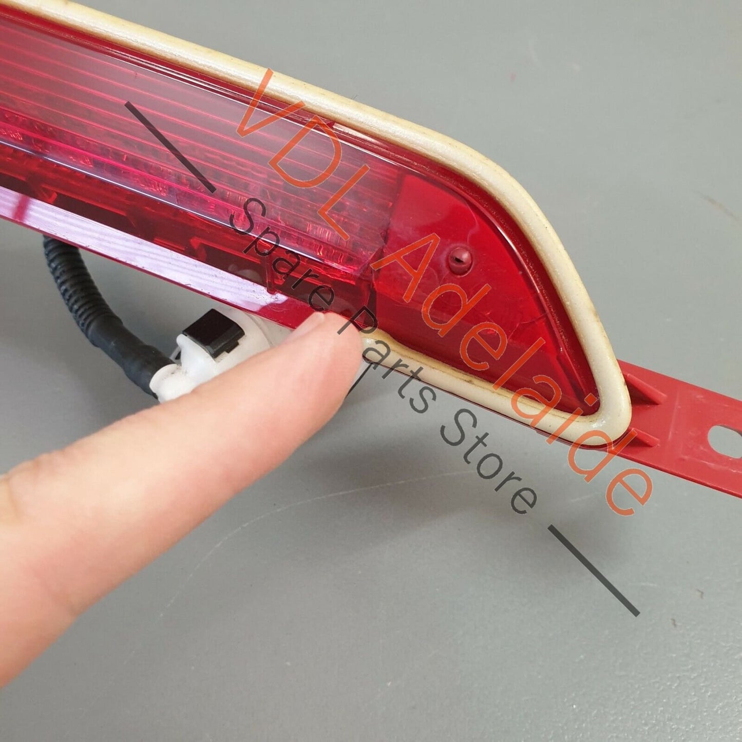 VW Golf R MK7 High-Level Brake Light With Spray Jet for Rear Spoiler 5G6945087A 5G6945087A