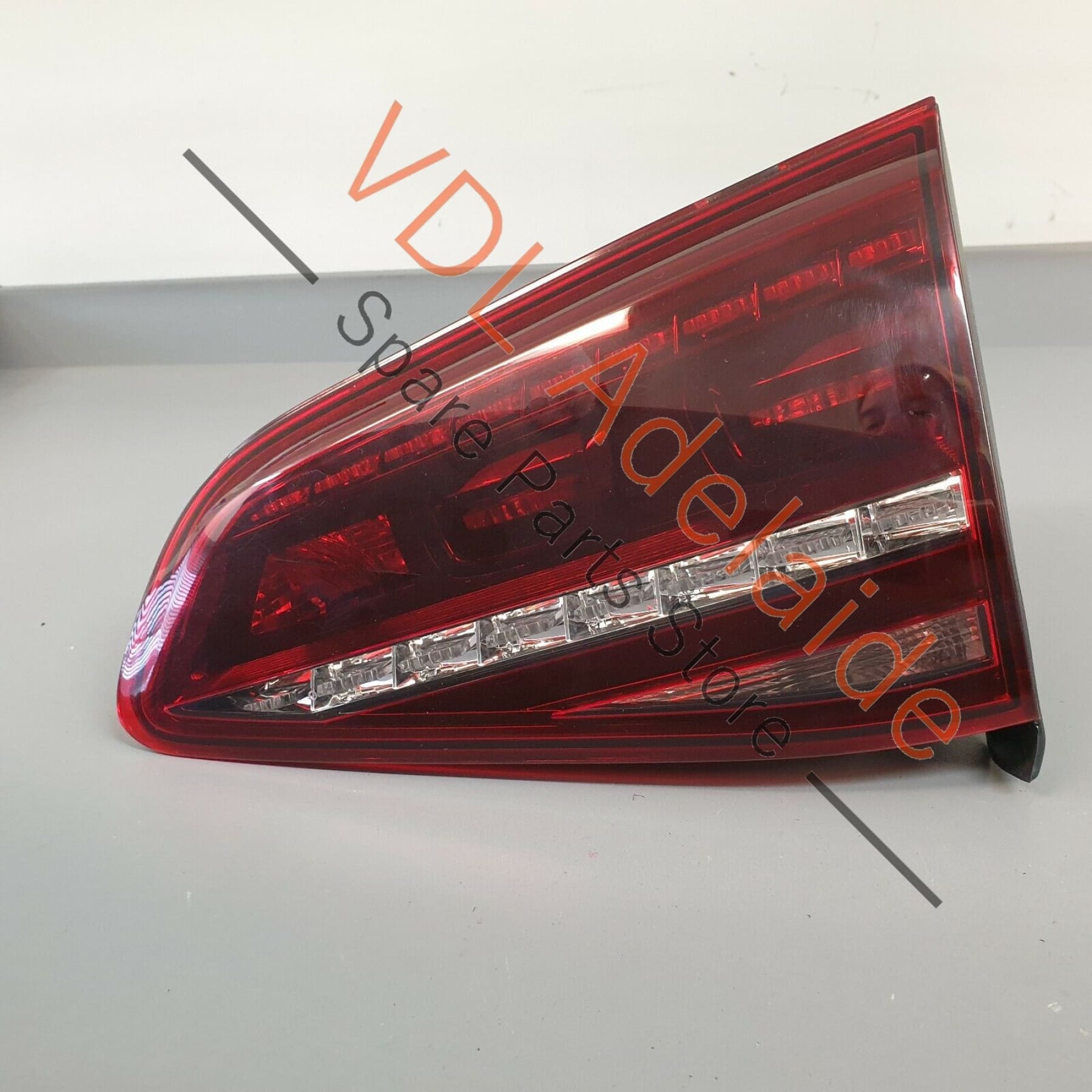 VW Golf R MK7 Genuine OEM Right Side Inner LED Tinted Tail Light 5G0945308E 5G0945308E