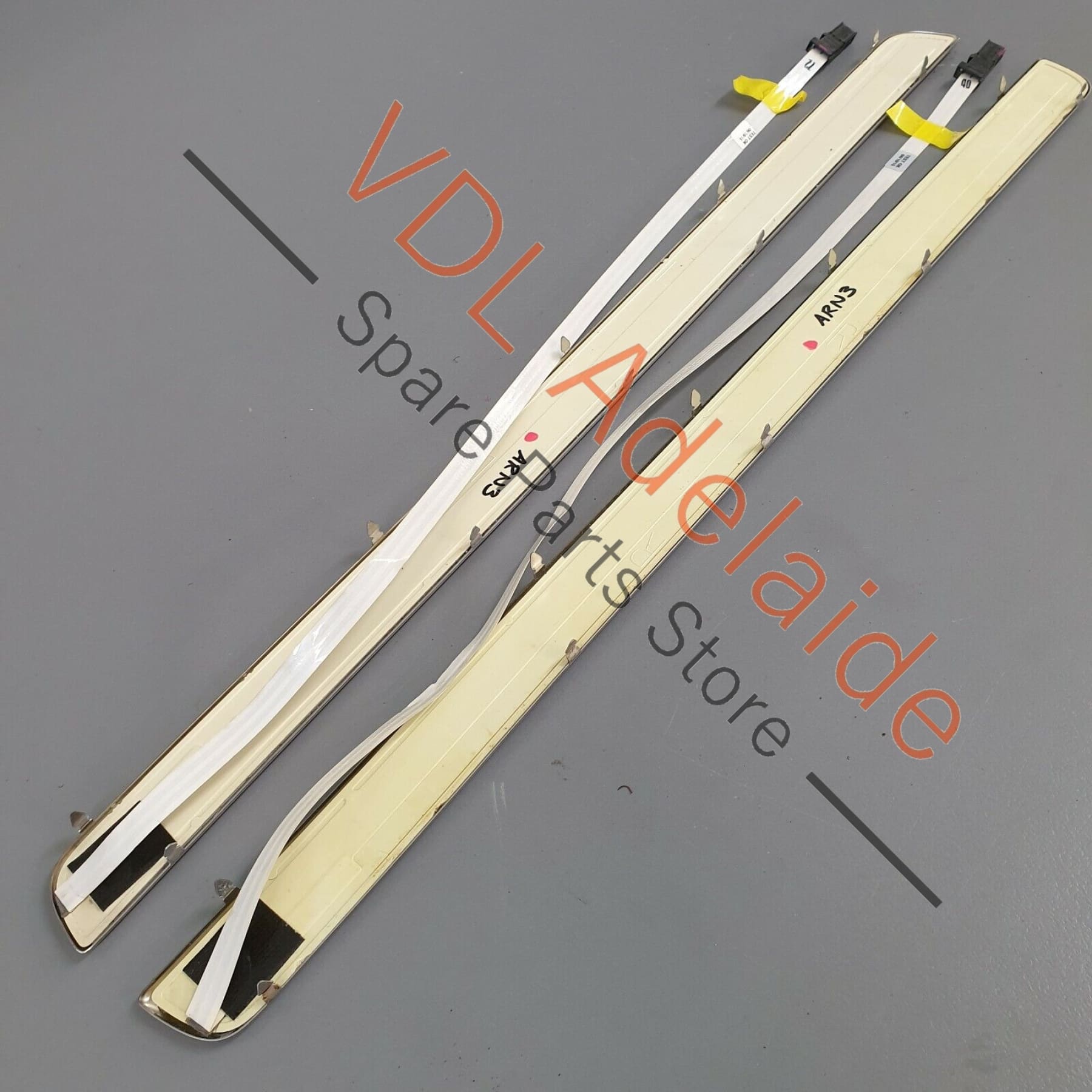 VW Golf R MK7 Genuine Door Sill Trim Strip Entry Courtesy Light Inlay Pair 5G4853369C