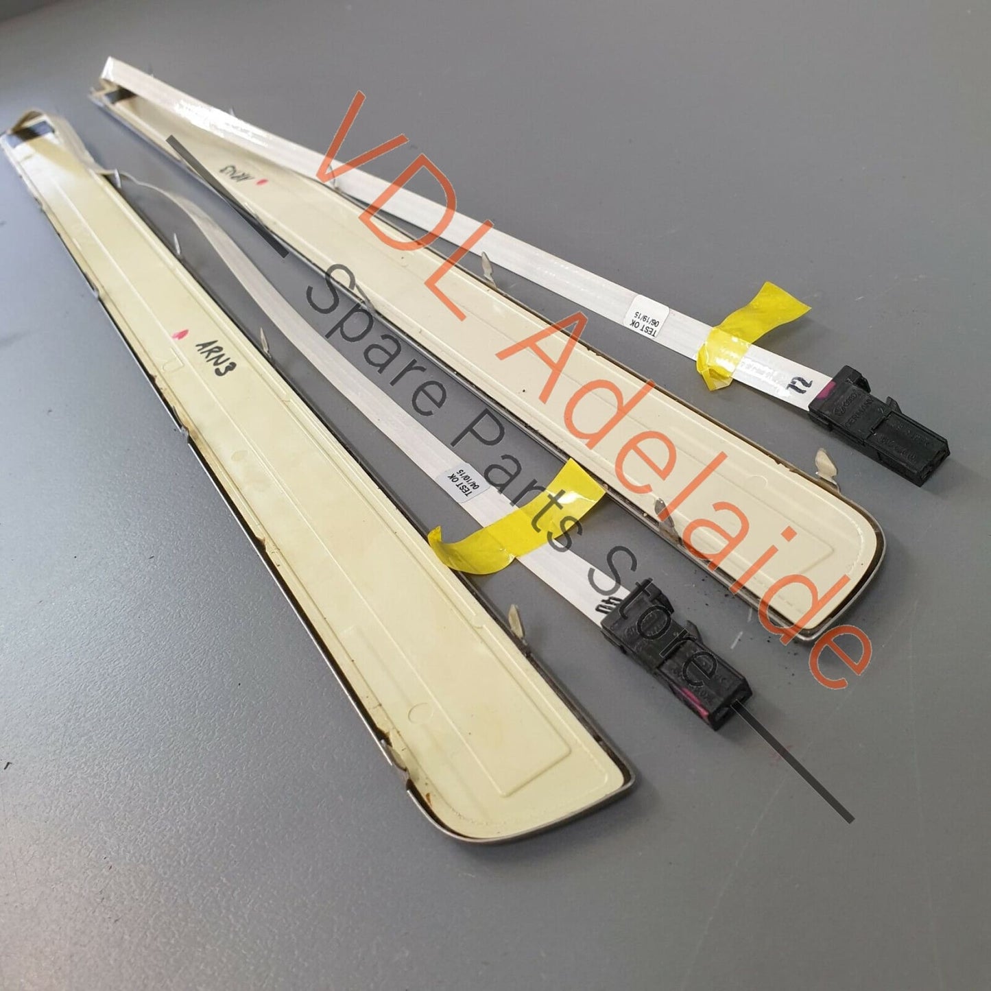 VW Golf R MK7 Genuine Door Sill Trim Strip Entry Courtesy Light Inlay Pair 5G4853369C