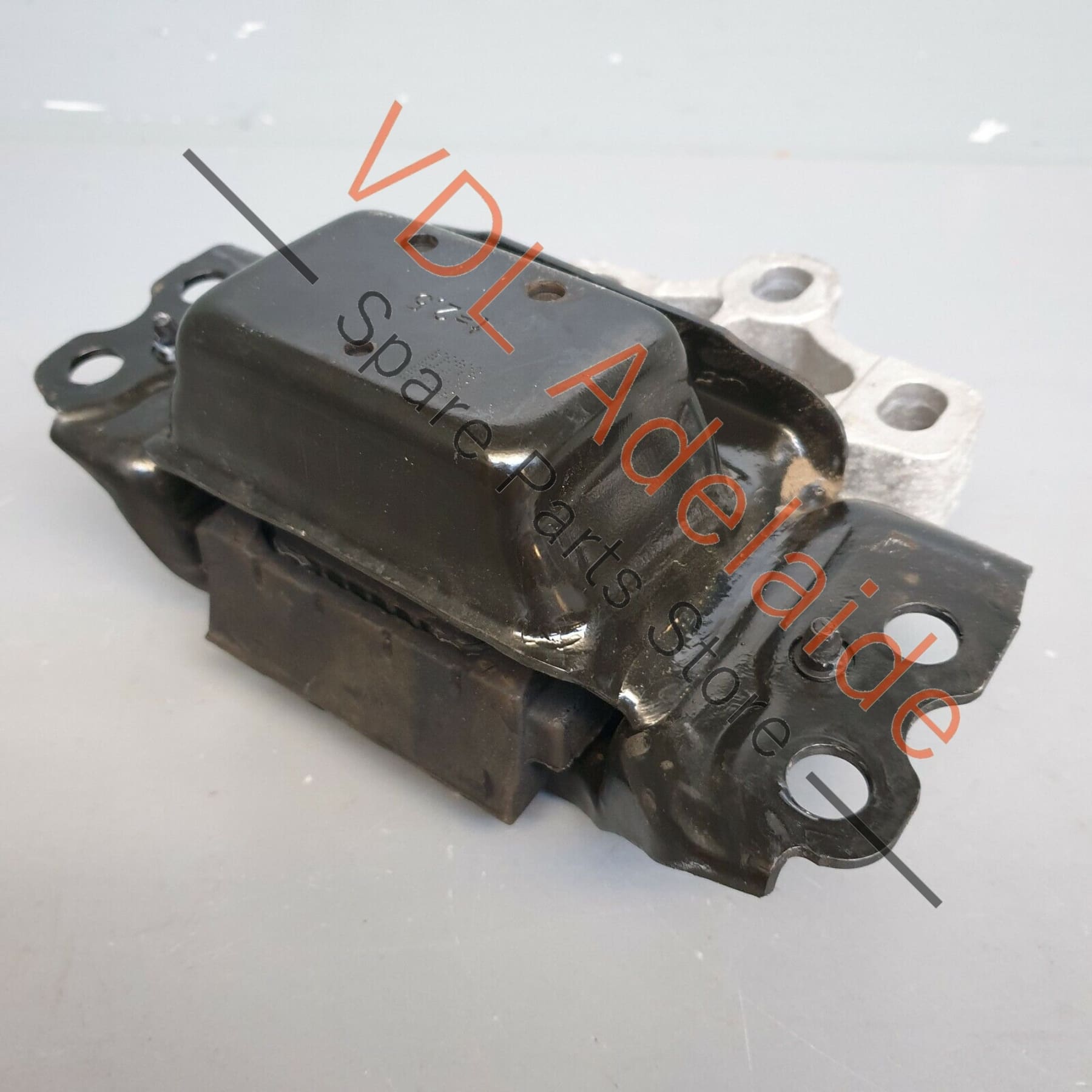 VW Tiguan MQB Mk2 Genuine OEM Gearbox Transmission Mounting 5QA199555G 5QA199555G