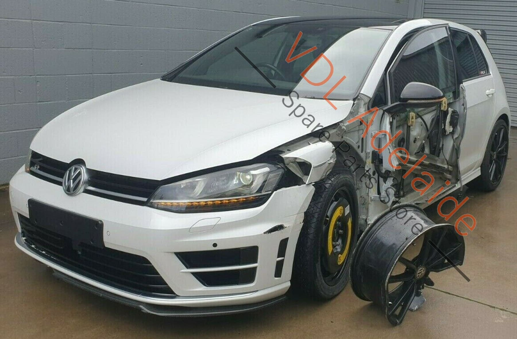 VW Golf R MK7 Rear Bumper Wiring Harness for PDC Parking Sensors 5G0971104P 5G0971104P