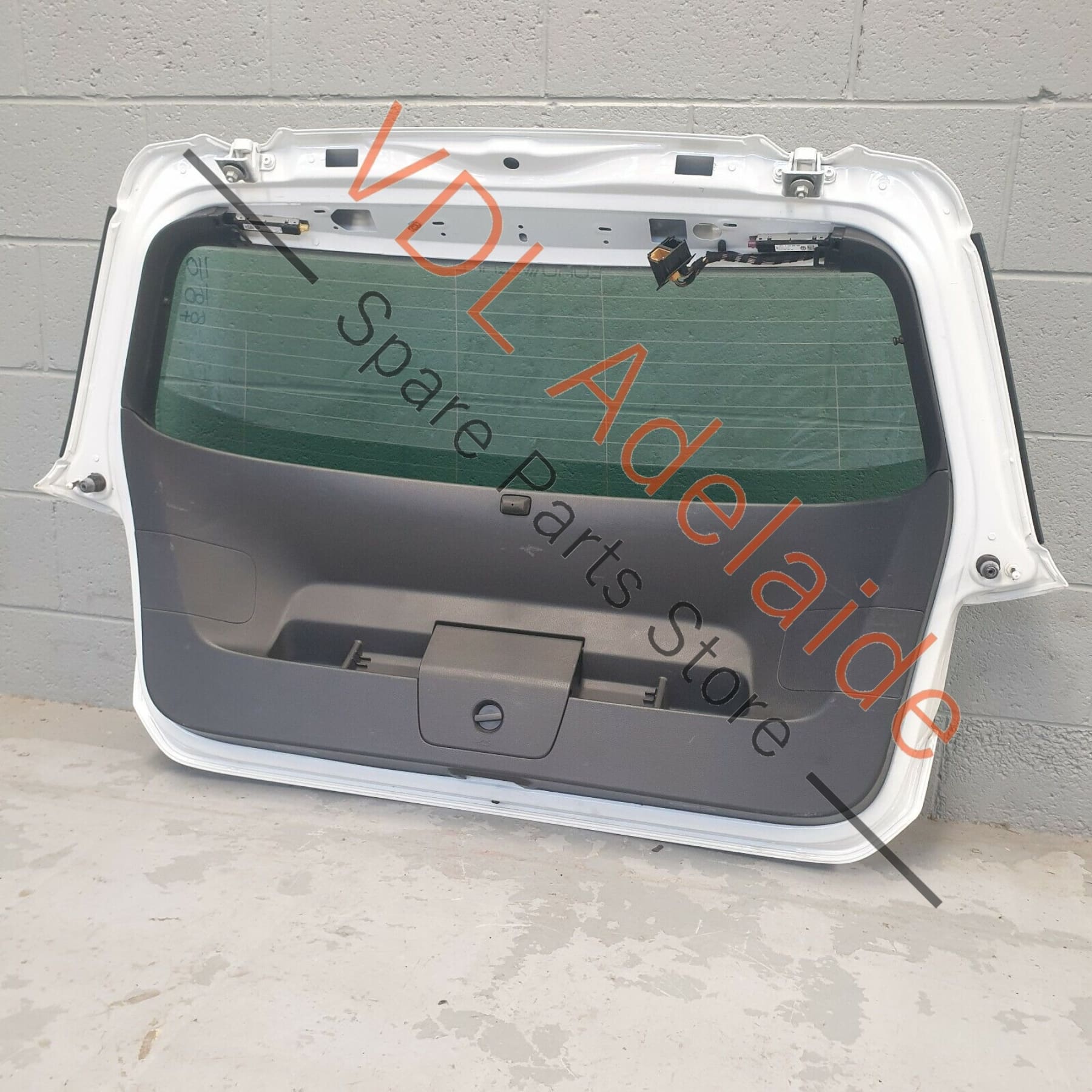 VW Golf R MK7 Bootlid Boot Trunk Rear Hatch Lid Door Panel Shell Pearl White 5G6827025K