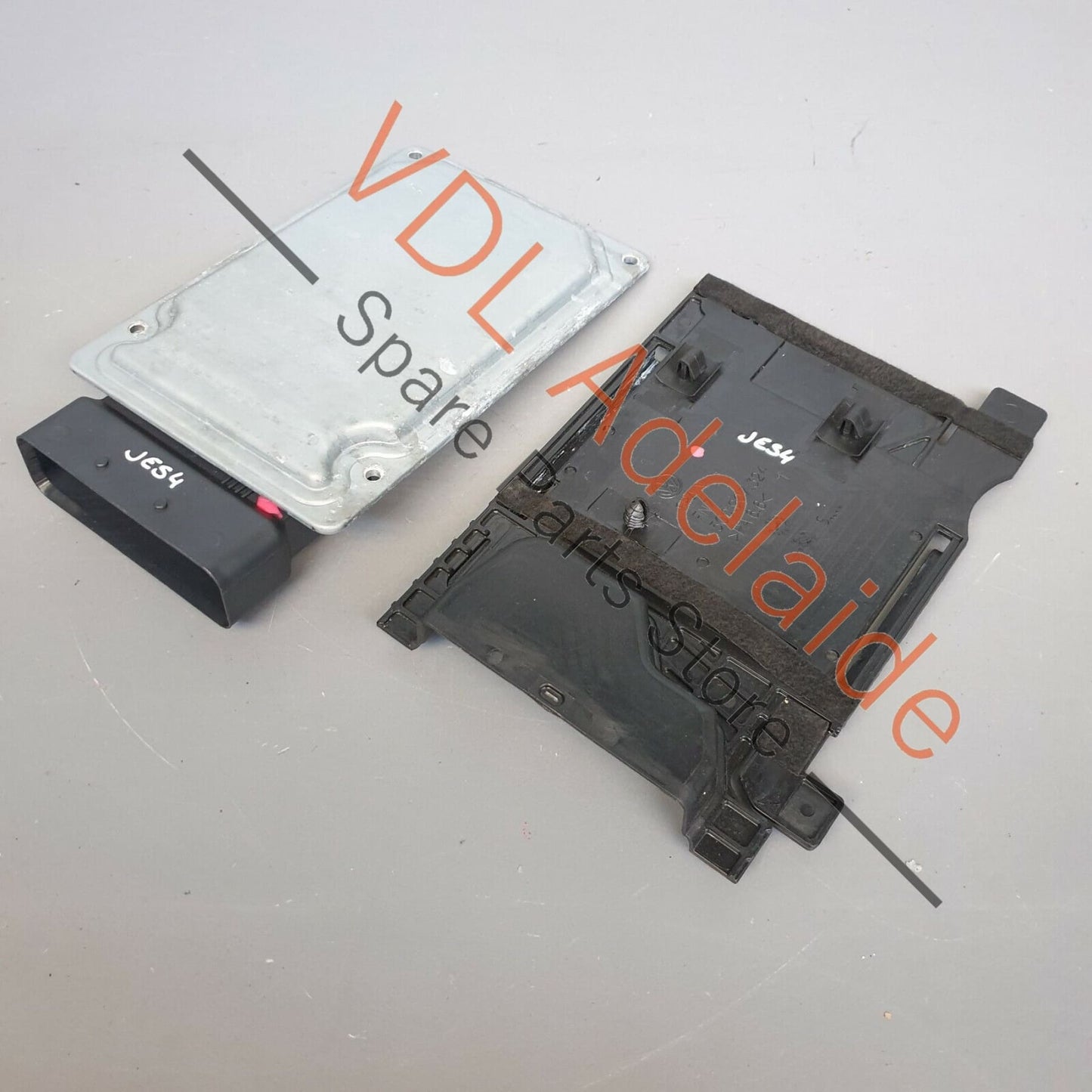 VW Tiguan MQB Mk2 Control Unit for Electronic Regulated Damping 5Q0907376B 5Q0907376B