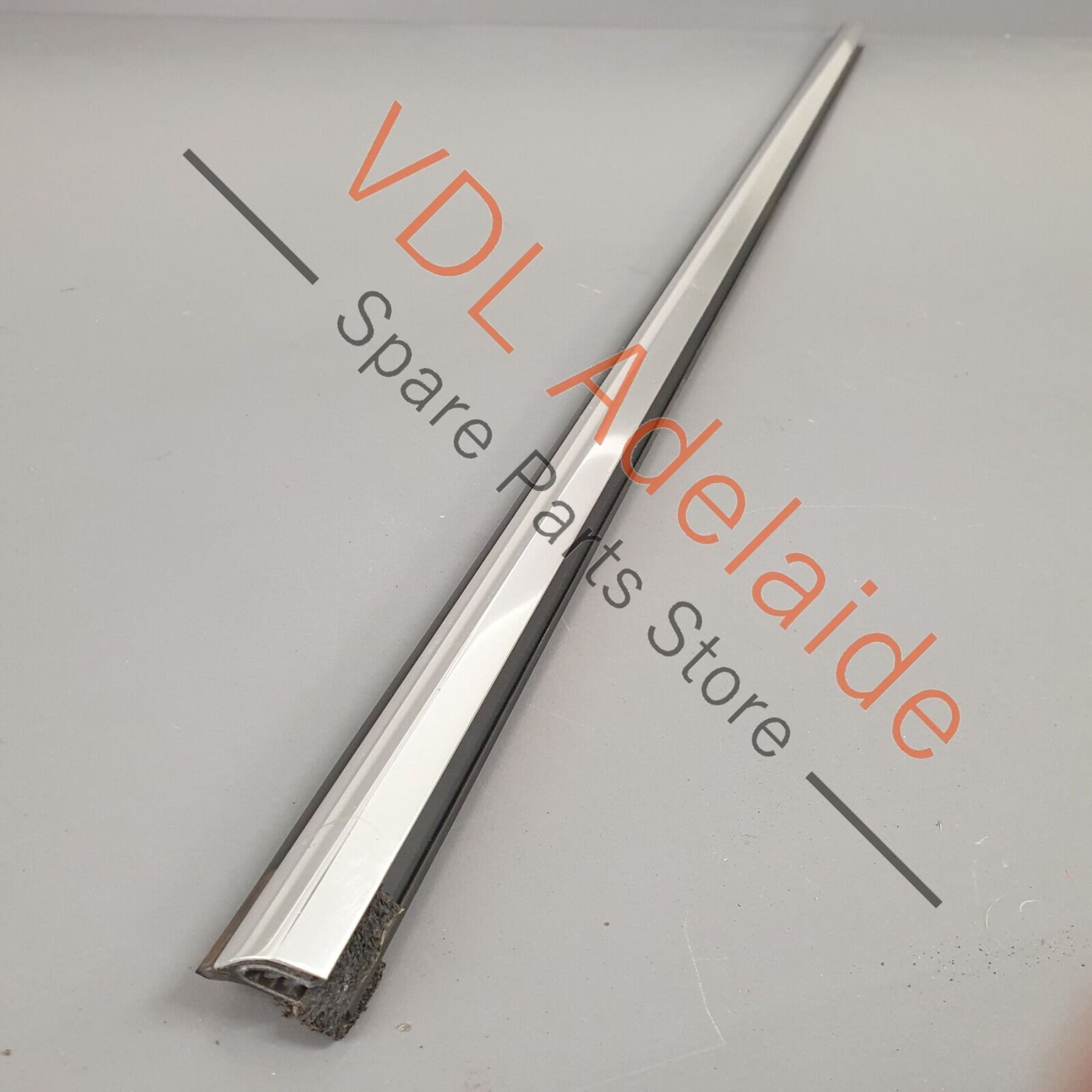 VW Golf MK7 Wagon Front Left Exterior Chrome Window Aperture Seal Moulding 5G4837475