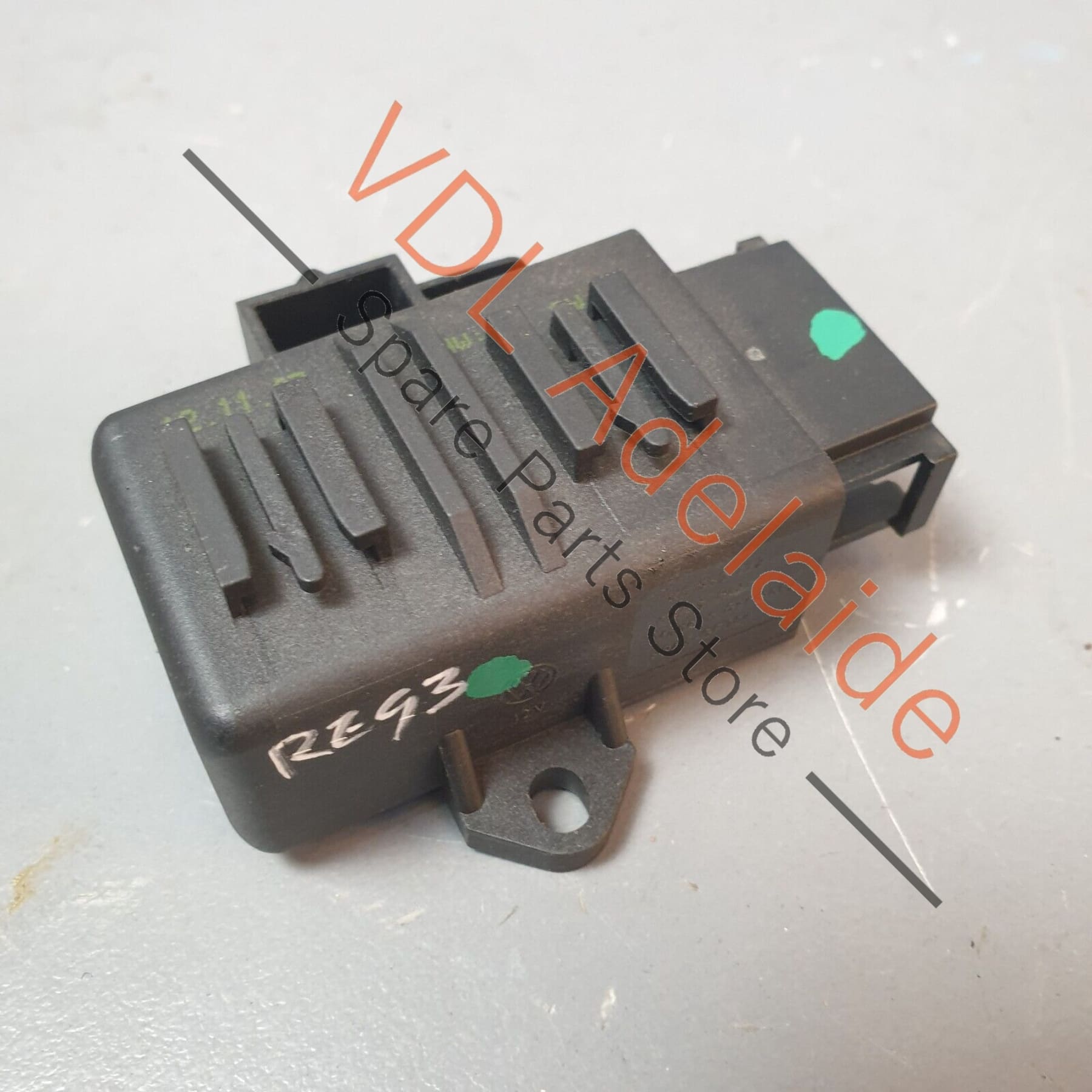 VW Touareg V10 7L Seat Heating Control Unit Relay 1K0959772 1K0959772