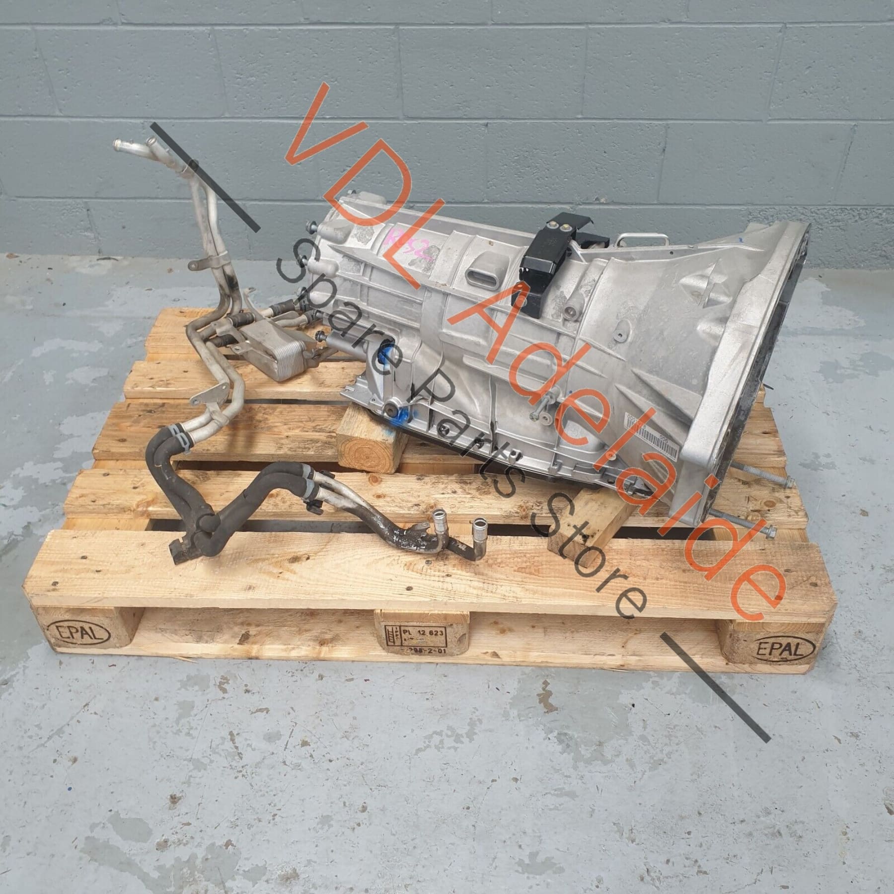 Audi Q7 6.0 V12 6 Speed Auto Automatic Transmission Gearbox GETRIEBE KMT 0BQ300035