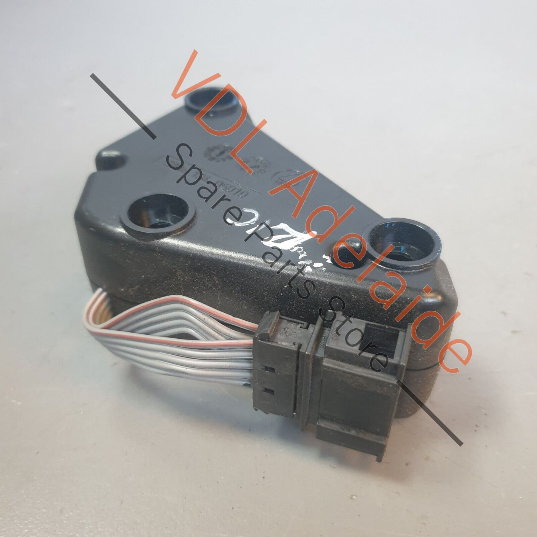 VW Golf MK5 R32 Audio Frequency Junction Amplifier Crossover 1K0035463D 1K0035463D