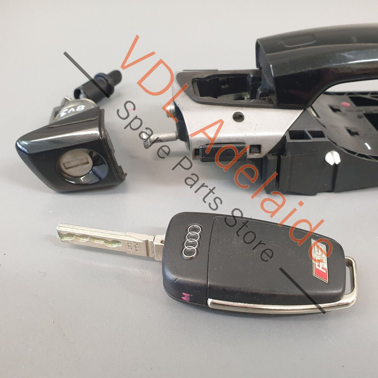 Audi RS3 8V Front Right Driver Exterior Door Handle & Lock with Key & Sensor RHD