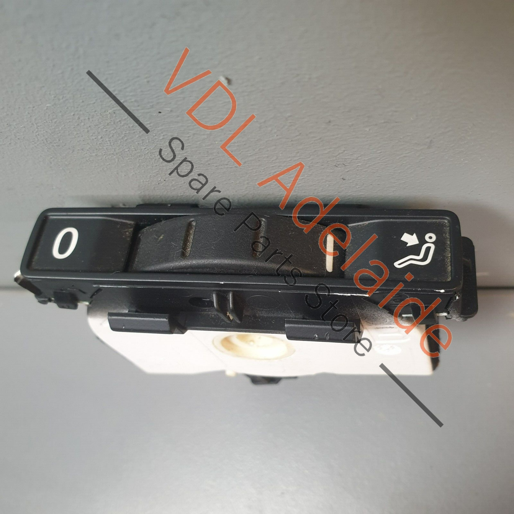 VW Touareg V10 7L Right Side Air Conditioning Vent Switch Scroll Button 7L6819765J