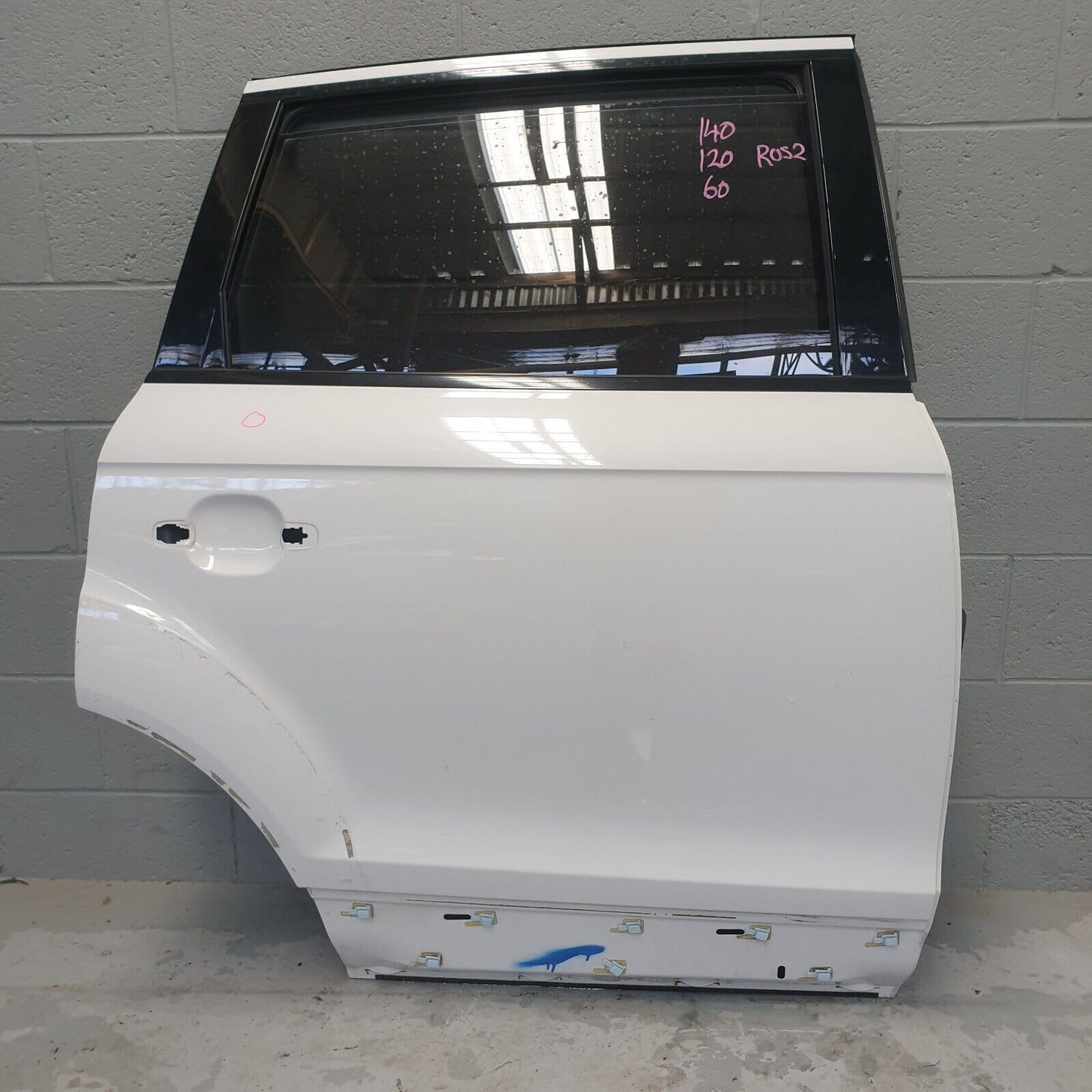 Audi Q7 6.0L V12 4L Rear Right Door Shell Panel Incl Glass 2Y2Y White