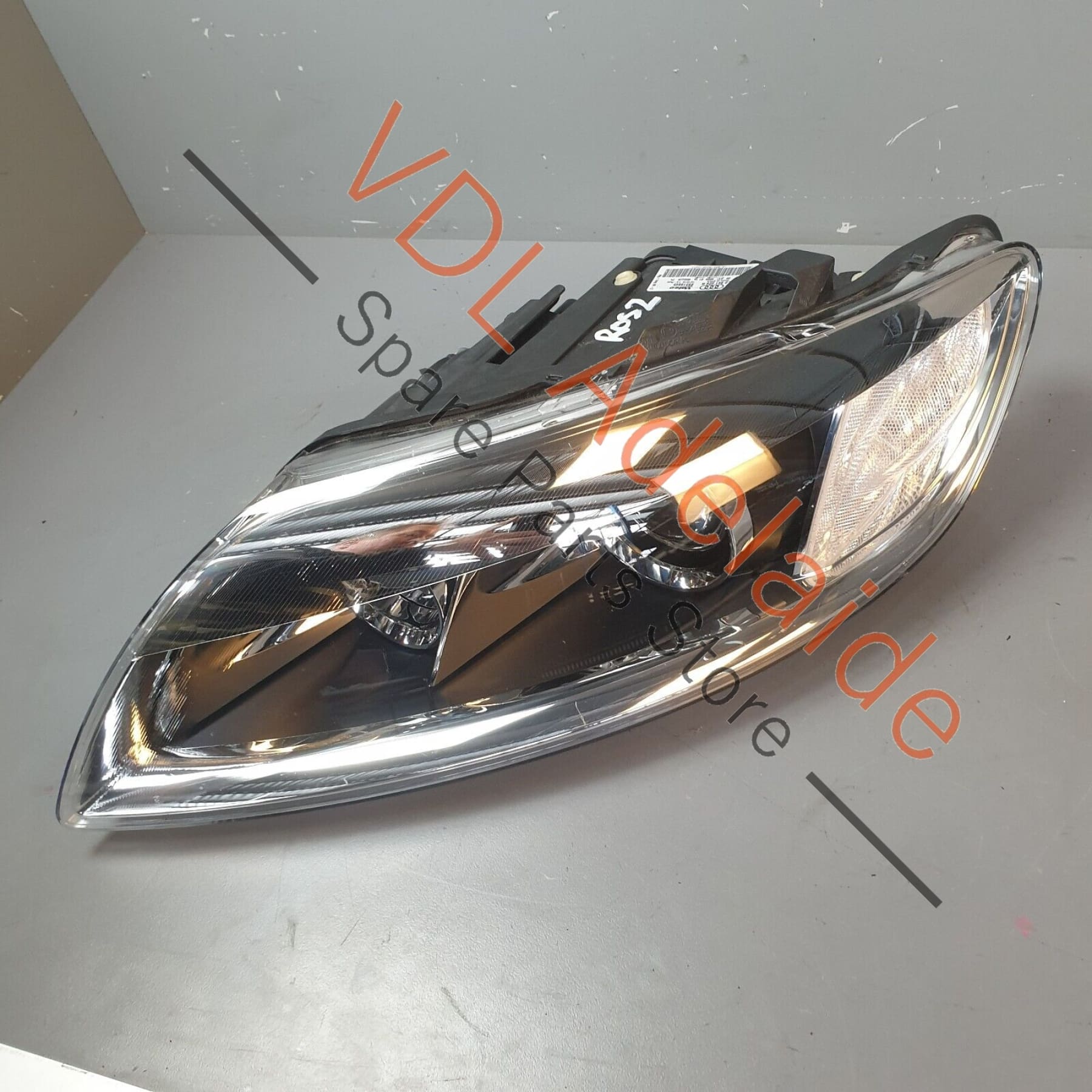 Audi Q7 6.0L V12 4L Complete Left LHS Headlight for V12 Models RHD 4L0941029R 4L0941029R