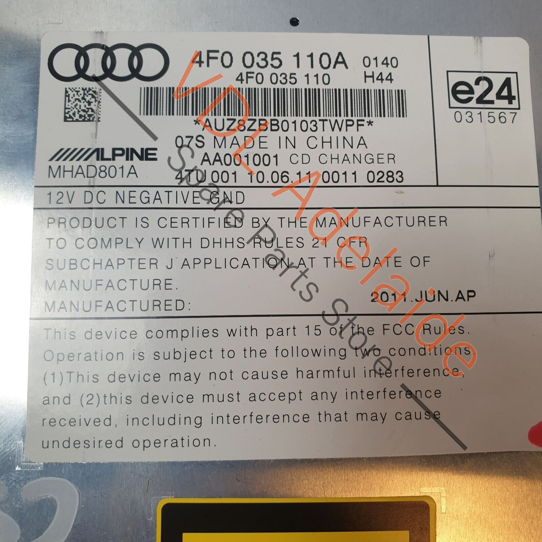 Audi Q7 6.0L V12 4L Glovebox Mounted MMI CD Changer 6 Disc 4F0057110A 4F0035110A 4F0057110A