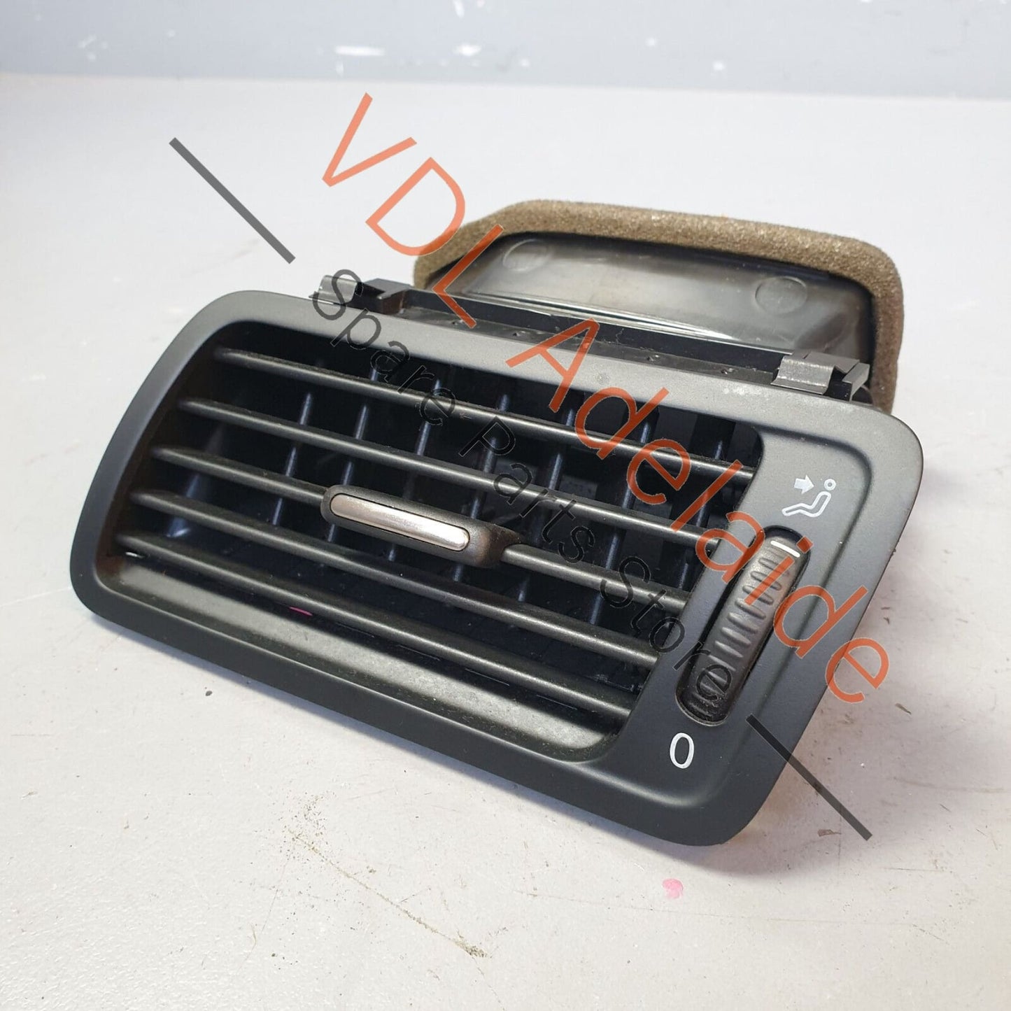 VW R36 Passat 3C B6 Dashboard Dash Left Side Air AC Vent  for RHD 3C2819701E 3C2819701E