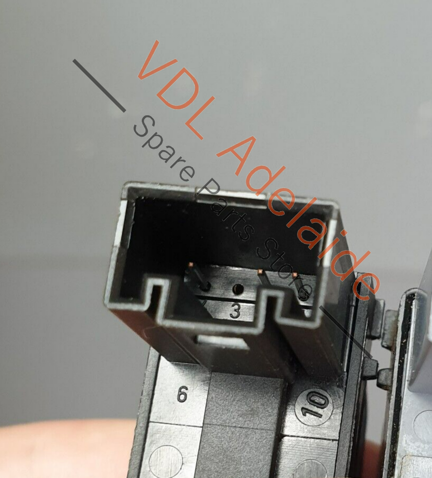 VW R36 Passat 3C B6 Switch for Electric Window Regulator 7L6959855B 3-PIN 7L6959855B