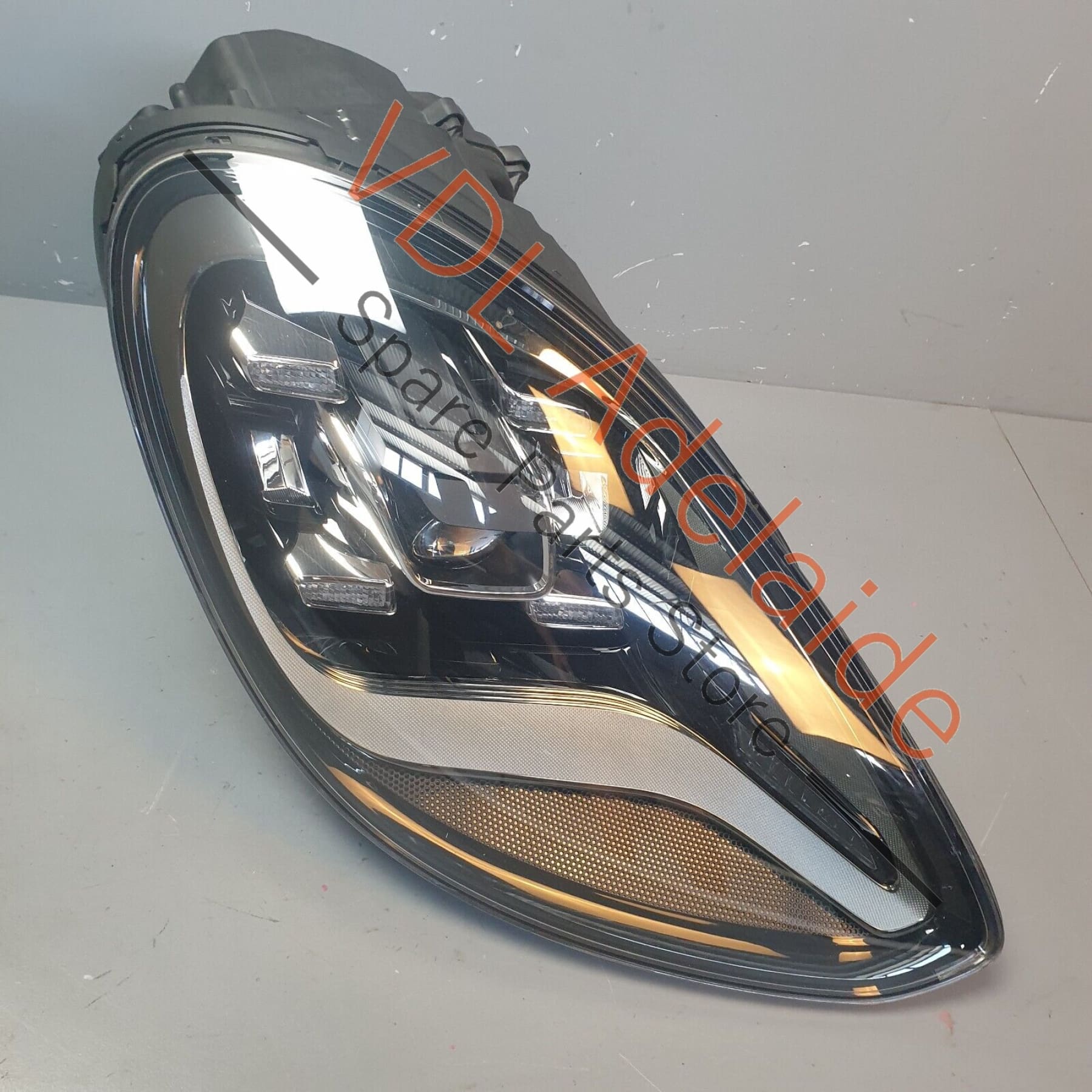 Genuine OEM Porsche Panamera 971 LED Right PDLS RHS Headlamp Headlight 2016-2022 971941044G