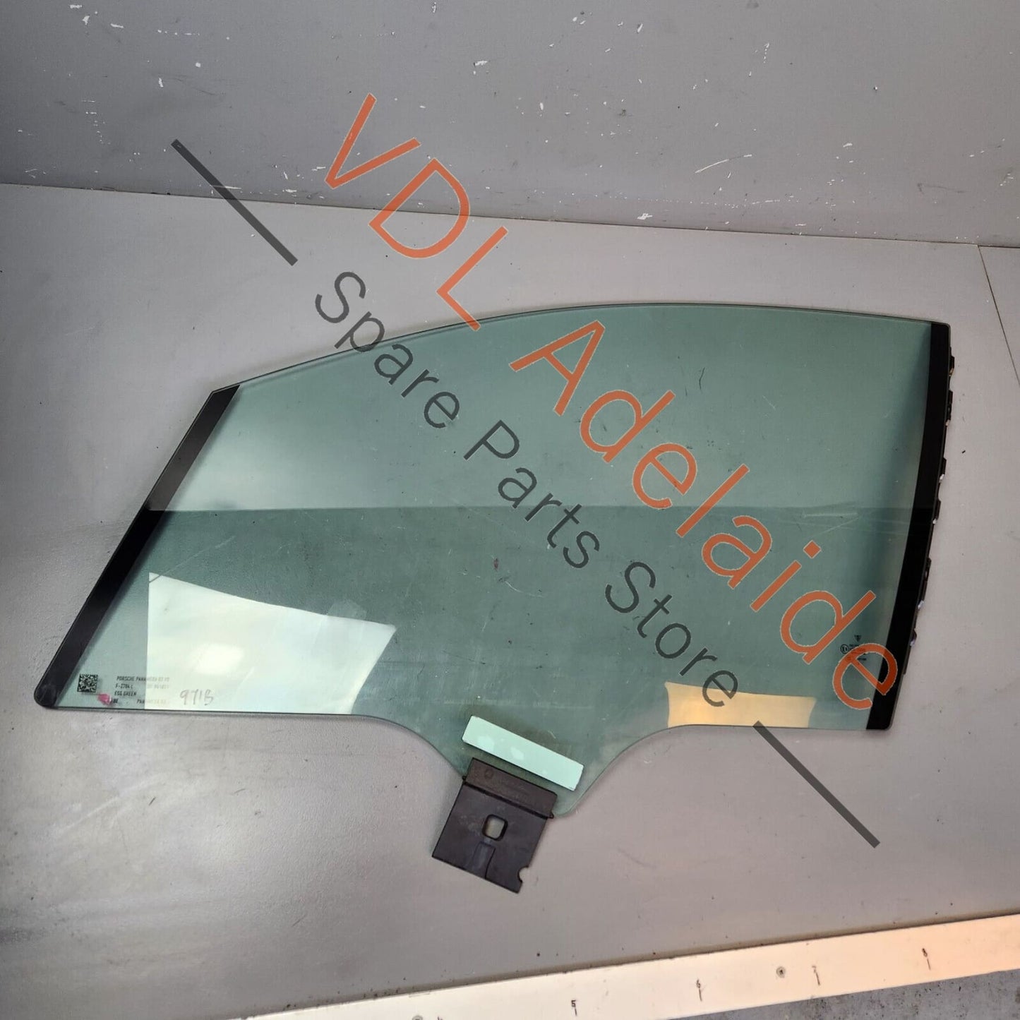 Porsche Panamera 971 Left Front Door Window Glass 971845019 971845019