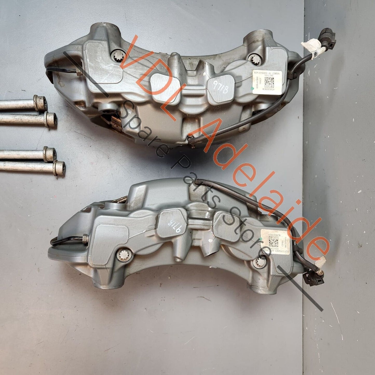 Porsche Panamera 971 Pair of Front Brembo 6 Piston Pot Brake Calipers for 390mm Disc