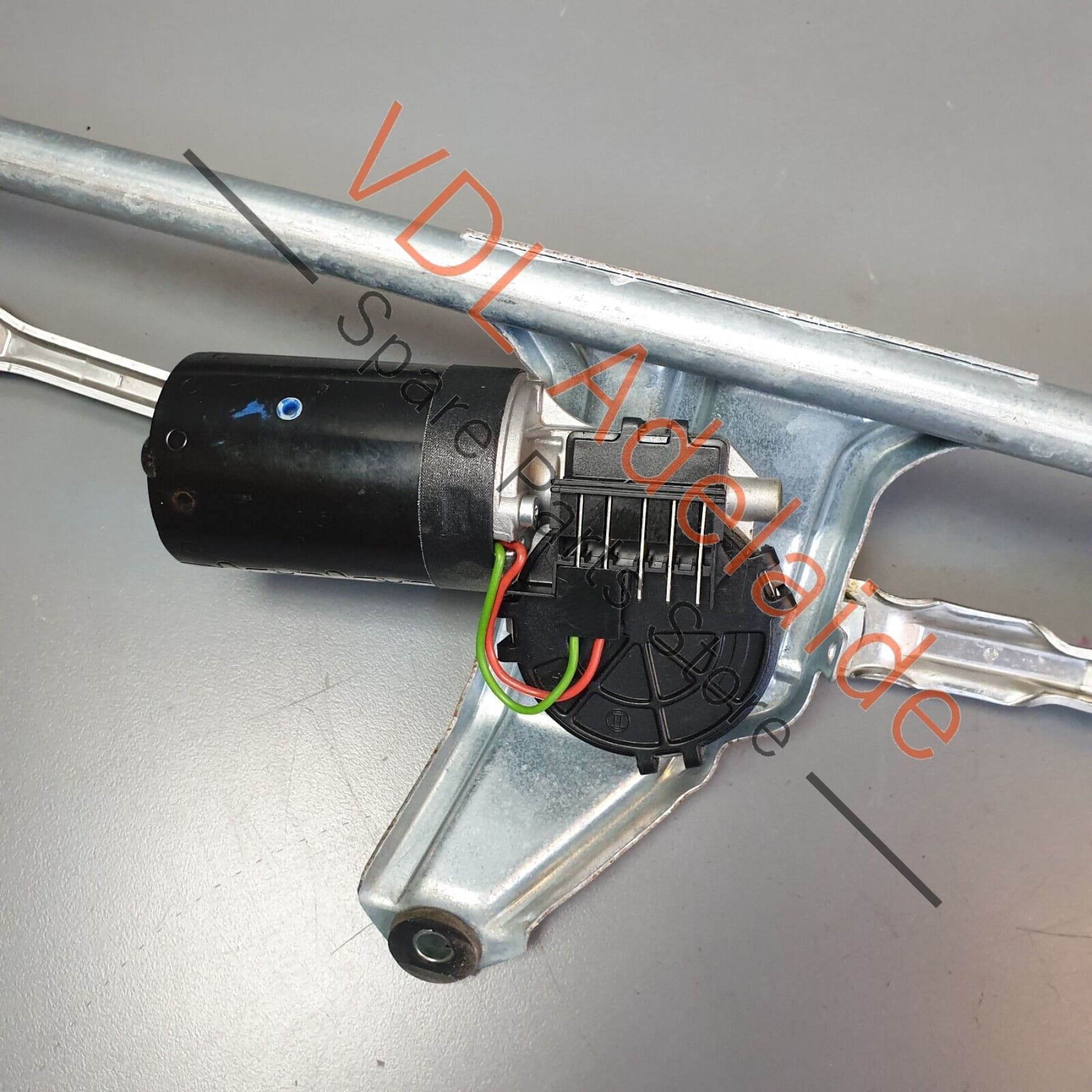 Porsche Cayman R 987 Windscreen Wiper Motor with Crank Drive RHD 99762410601 99762410601